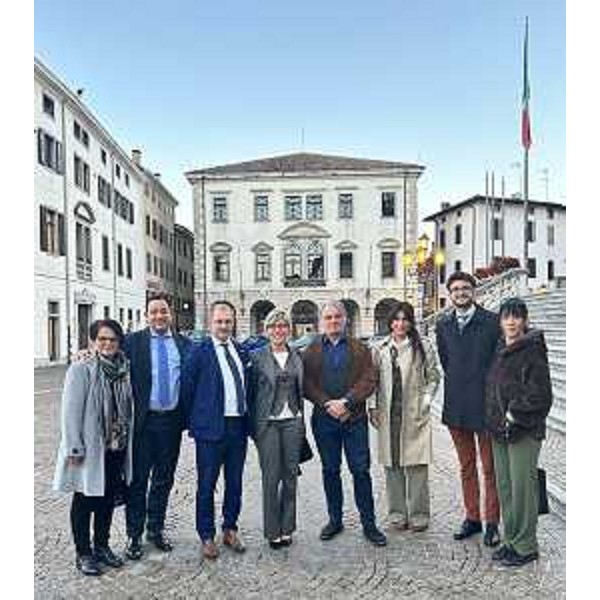  Lo ha dichiarato l'assessore regionale alle Finanze, Barbara Zilli, al termine di una visita che si è svolta oggi pomeriggio a San Daniele del Friuli - Lo ha dichiarato l'assessore regionale alle Finanze, Barbara Zilli, al termine di una visita che si è svolta oggi pomeriggio a San Daniele del Friuli