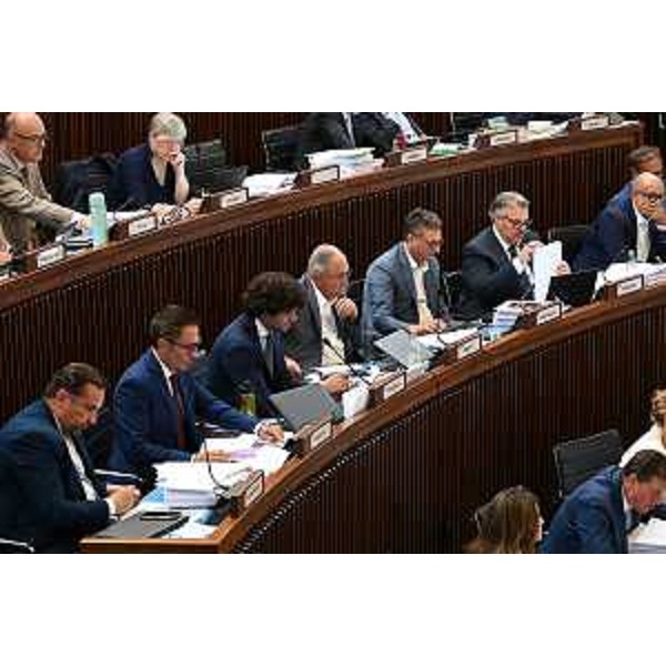 Da sinistra: Edy Morandini, Stefano Mazzolini, Simone Polesello, Moreno Lirutti, Carlo Bolzonello, Diego Bernardis, Carlo Grilli e Mauro Di Bert - Da sinistra: Edy Morandini, Stefano Mazzolini, Simone Polesello, Moreno Lirutti, Carlo Bolzonello, Diego Bernardis, Carlo Grilli e Mauro Di Bert