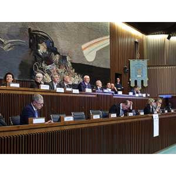 Le associzioni degli emigrati nell'aula del Consiglio regionale in occasione della Giornata dei corregionali all'estero - Le associzioni degli emigrati nell'aula del Consiglio regionale in occasione della Giornata dei corregionali all'estero