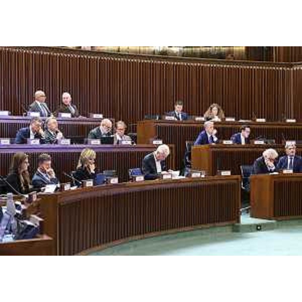 I banchi dove siedono i consiglieri di Centrodestra - I banchi dove siedono i consiglieri di Centrodestra