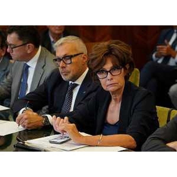 Gli assessori regionali Alessia Rsolen e Sergio Emidio Bini - Gli assessori regionali Alessia Rsolen e Sergio Emidio Bini 