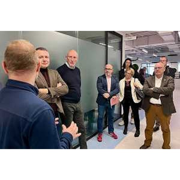 La delegazione del Friuli Venezia Giulia guidata dall'assessore ai Sistemi informativi Sebastiano Callari assiema al direttore esecutivo del DistriQ Michel Pioro e deil direttore dello sviluppo economico della città di Sherbrooke Stephen Cabana. - La delegazione del Friuli Venezia Giulia guidata dall'assessore ai Sistemi informativi Sebastiano Callari assiema al direttore esecutivo del DistriQ Michel Pioro e deil direttore dello sviluppo economico della città di Sherbrooke Stephen Cabana.