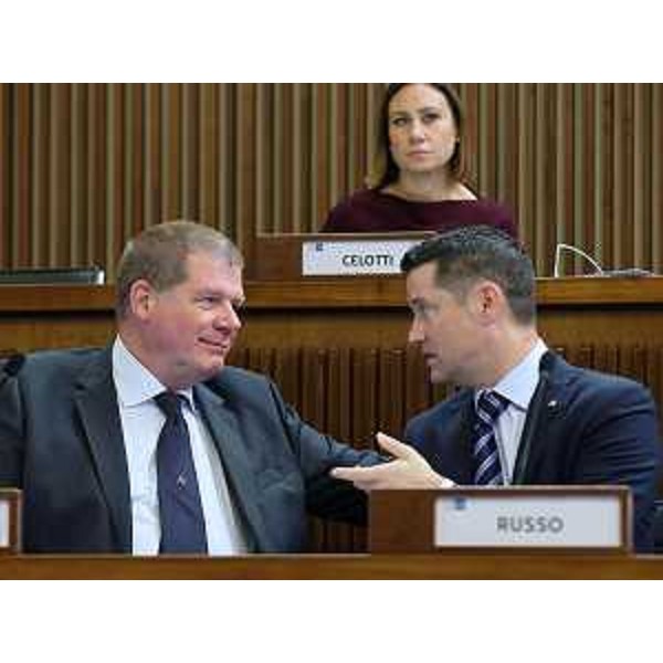 Marko Pisani (Ssk) e il primo firmatario della pdl Rievocazioni storiche, Markus Maurmair - Marko Pisani (Ssk) e il primo firmatario della pdl Rievocazioni storiche, Markus Maurmair