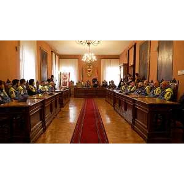 La cerimonia nell'aula consiliare di Cividale - La cerimonia nell'aula consiliare di Cividale