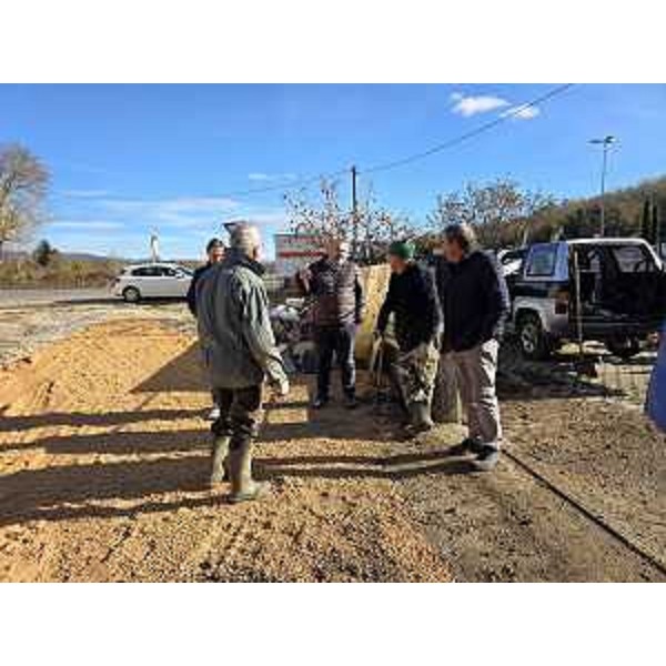 Diego Bernardis (Fp) in una delle tappe del sopralluogo nelle aree del Goriziano - Diego Bernardis (Fp) in una delle tappe del sopralluogo nelle aree del Goriziano
