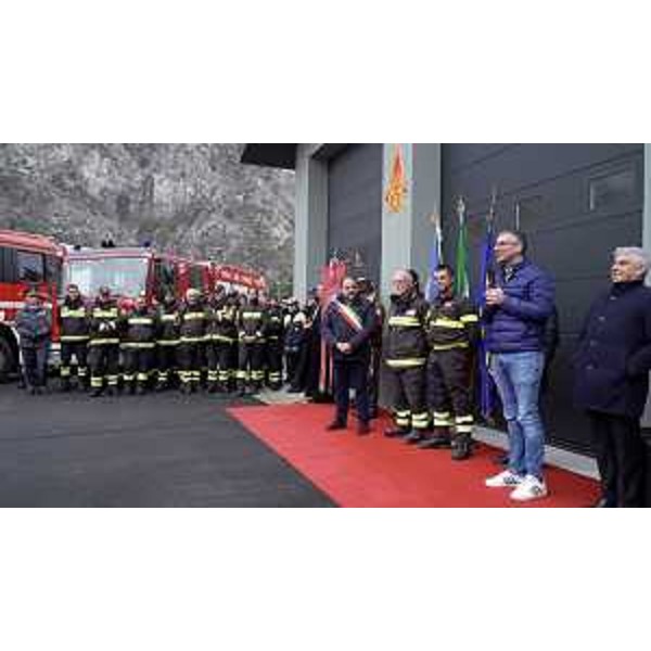 L'assessore Roberti mentre interviene - L'assessore Roberti mentre interviene