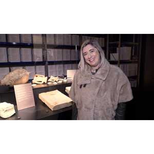 L'assessore Amirante all'interno dell'Archeopoint di Pasiano di Pordenone - L'assessore Amirante all'interno dell'Archeopoint di Pasiano di Pordenone