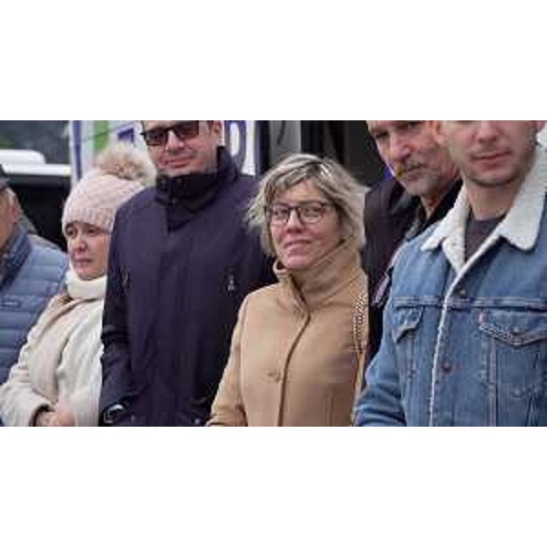 L'assessore regionale alle Finanze, Barbara Zilli, all'inaugurazione del nuovo mezzo dell'Istituto D'Aronco di Gemona del Friuli - L'assessore regionale alle Finanze, Barbara Zilli, all'inaugurazione del nuovo mezzo dell'Istituto D'Aronco di Gemona del Friuli