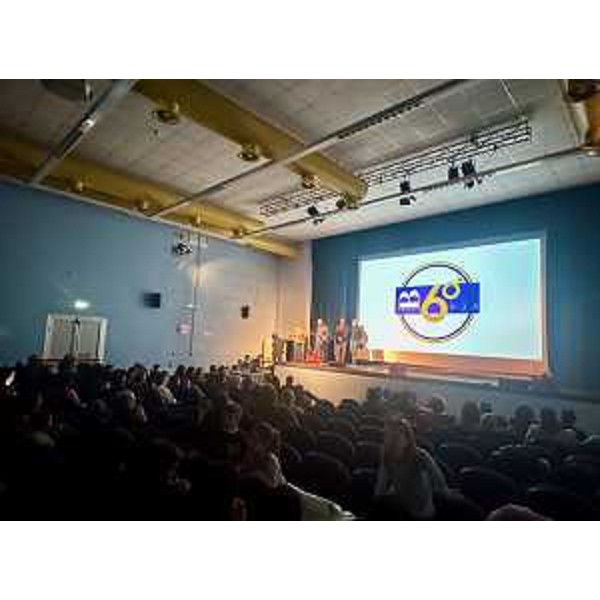 La sala a Buja durante i festeggiamenti per i 60 anni di attività di Pro Buja - La sala a Buja durante i festeggiamenti per i 60 anni di attività di Pro Buja