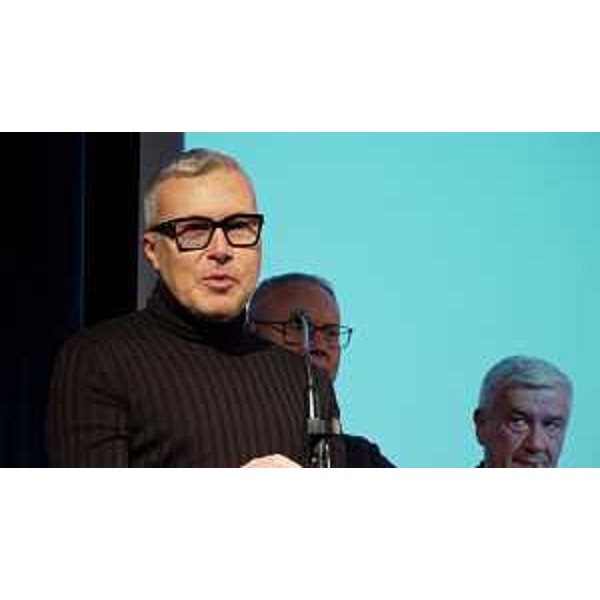 L'assessore regionale alle Attività produttive e turismo Sergio Emidio Bini al Teatro della Casa della Gioventù di Buja alla celebrazione del 60° anniversario della Pro Buja - L'assessore regionale alle Attività produttive e turismo Sergio Emidio Bini al Teatro della Casa della Gioventù di Buja alla celebrazione del 60° anniversario della Pro Buja