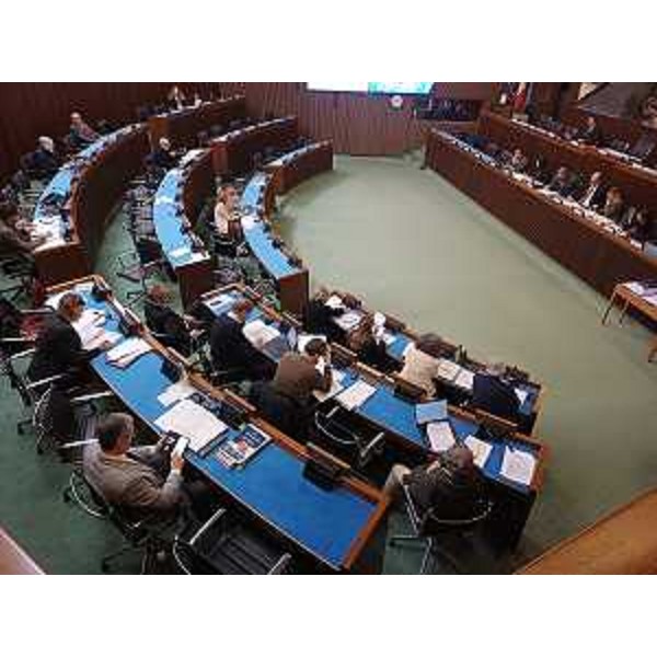 La seduta della V Commissione consiliare presieduta da Diego Bernardis (Fedriga presidente) - La seduta della V Commissione consiliare presieduta da Diego Bernardis (Fedriga presidente)