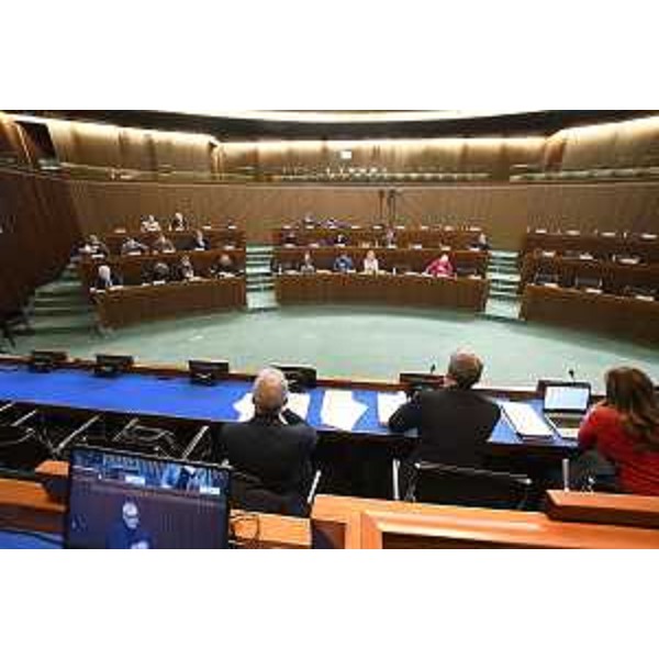 I lavori durante la II Commissione consiliare - I lavori durante la II Commissione consiliare